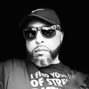 Meet your Posher, Troy